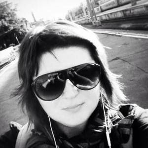 Meet your Posher, Христина